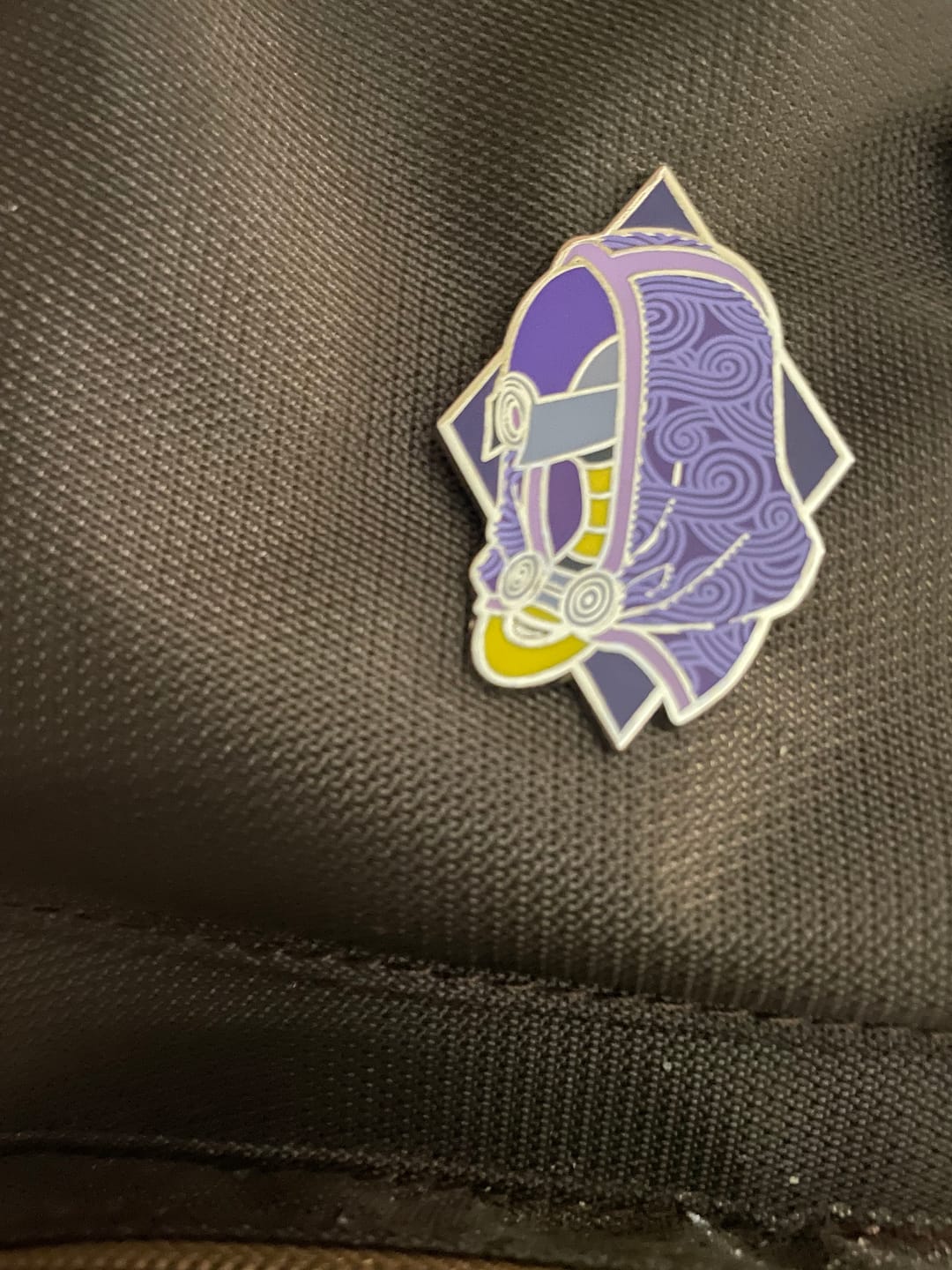 Customer photo review of Mass Effect - Tali'Zorah Portrait Pin