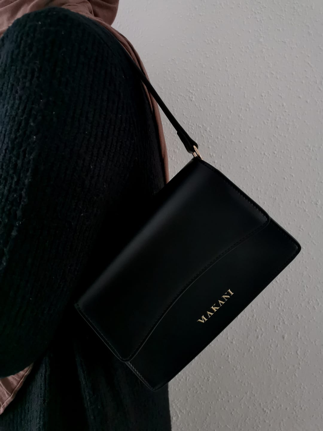 Customer photo review of MANA - BLACK