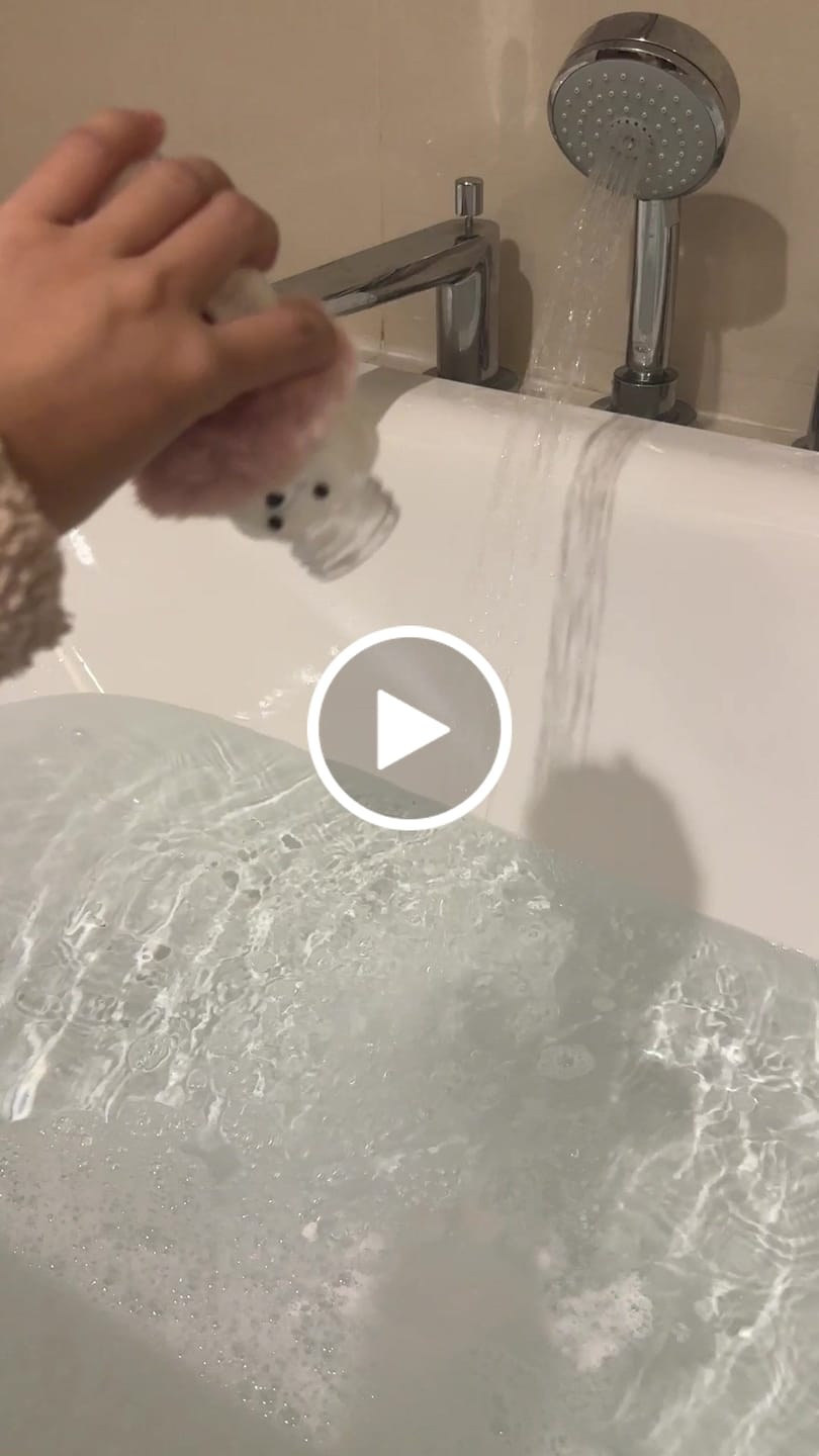 Customer video review of Beary Sleepy Bubble Bath Dust