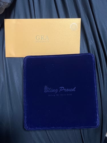 Customer photo review of Bling Proud Deluxe Jewelry Necklace Box - Royal Blue