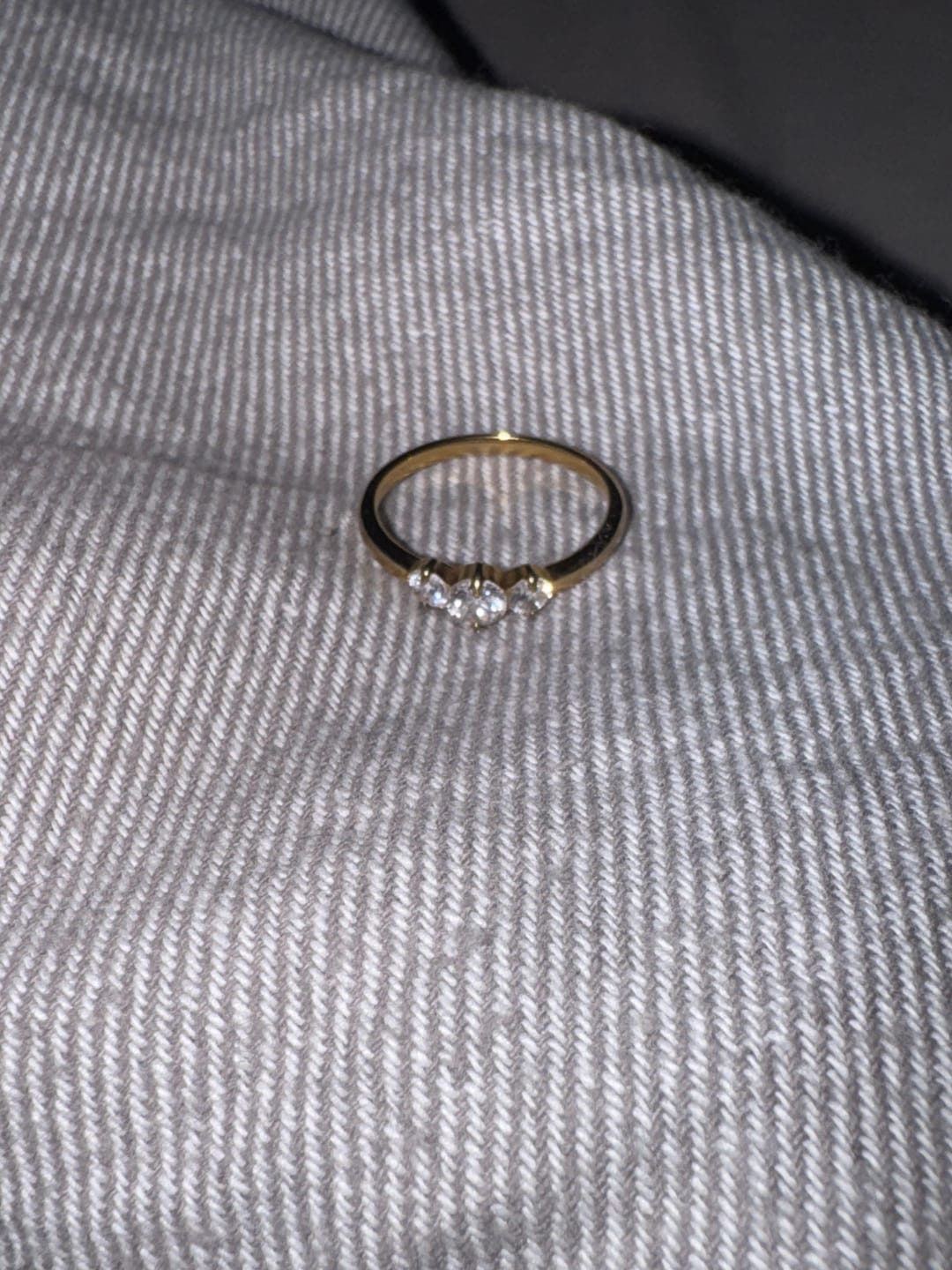 Customer photo review of 3 Stones Ring | 18K vergoldet