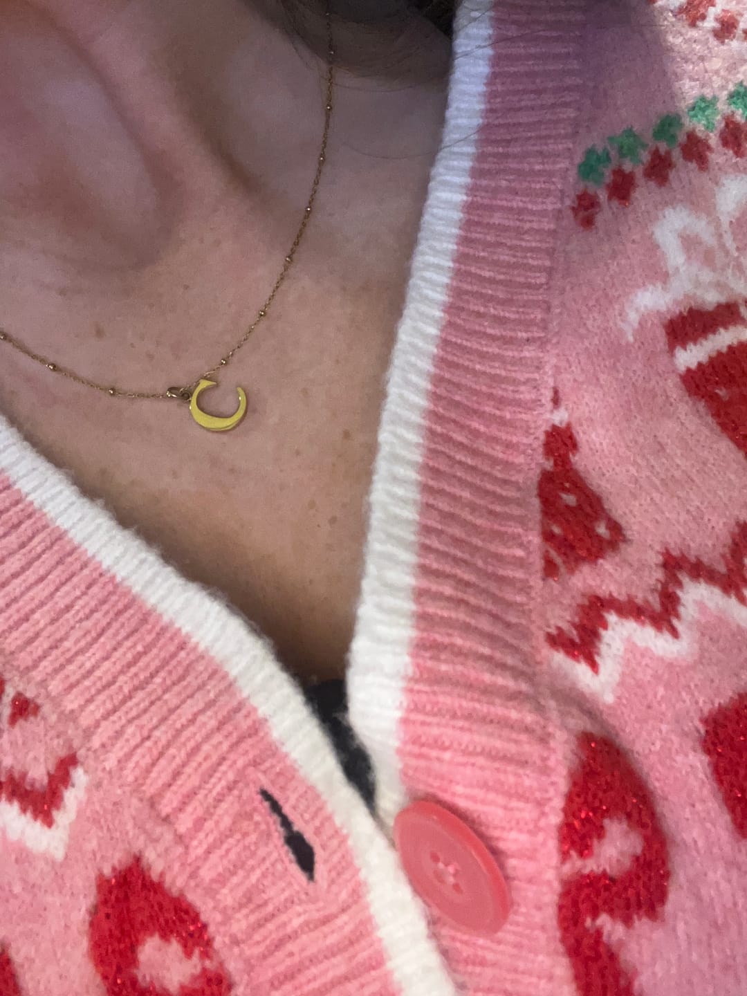 Customer photo review of C Initial Pendant Necklace In Gold + FREE Diamond Stud Earrings in Gold