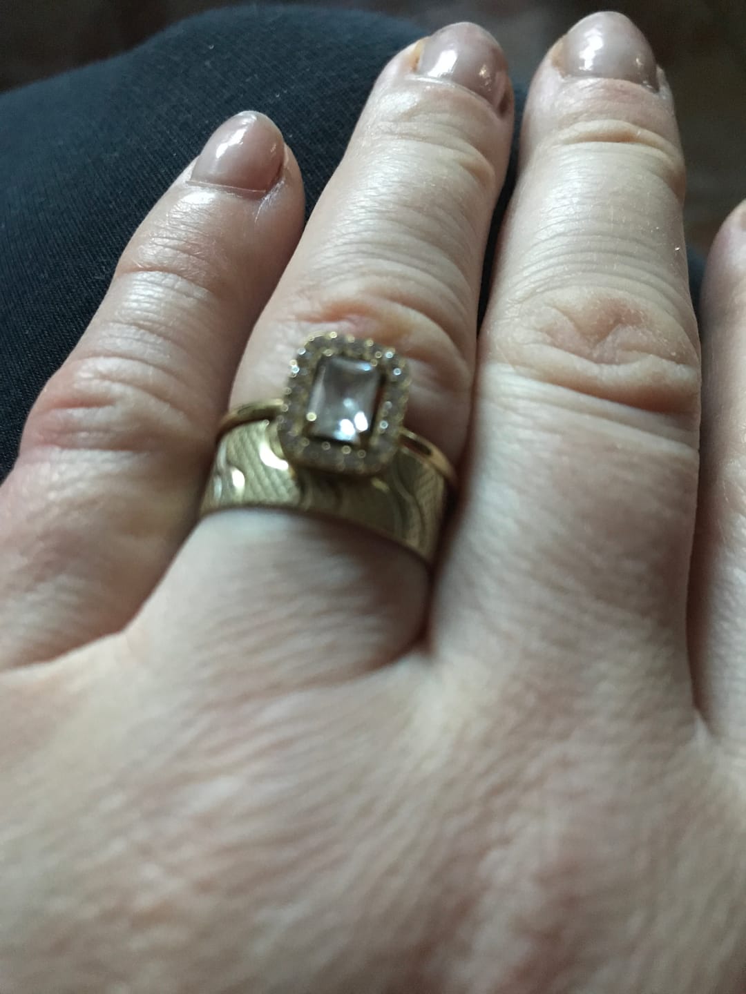 Customer photo review of Inel Elegance - Auriu
