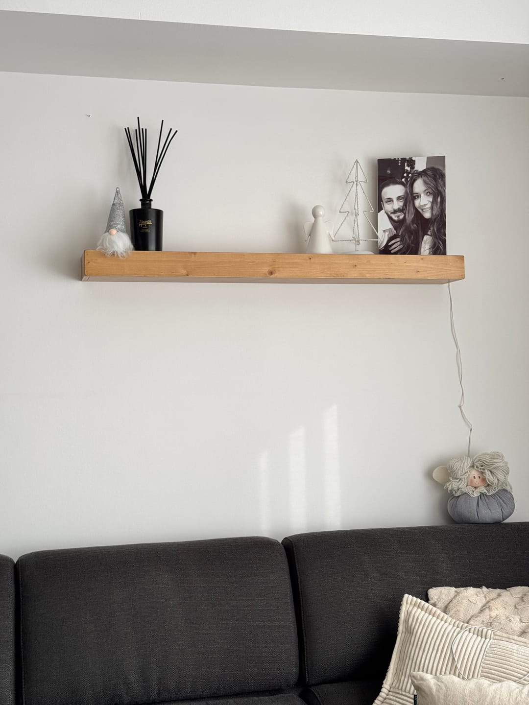 Customer photo review of Mensola sospesa - MARTE - Profondità 15-20-25 cm. Rovere