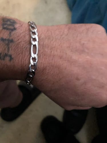 Customer photo review of 7mm Figaro Link Bracelet