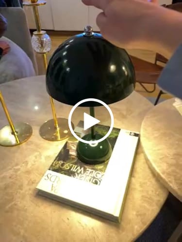 Customer video review of Bordslampa - Svamplampa Flowerbud - Batteridriven 5000 mAH