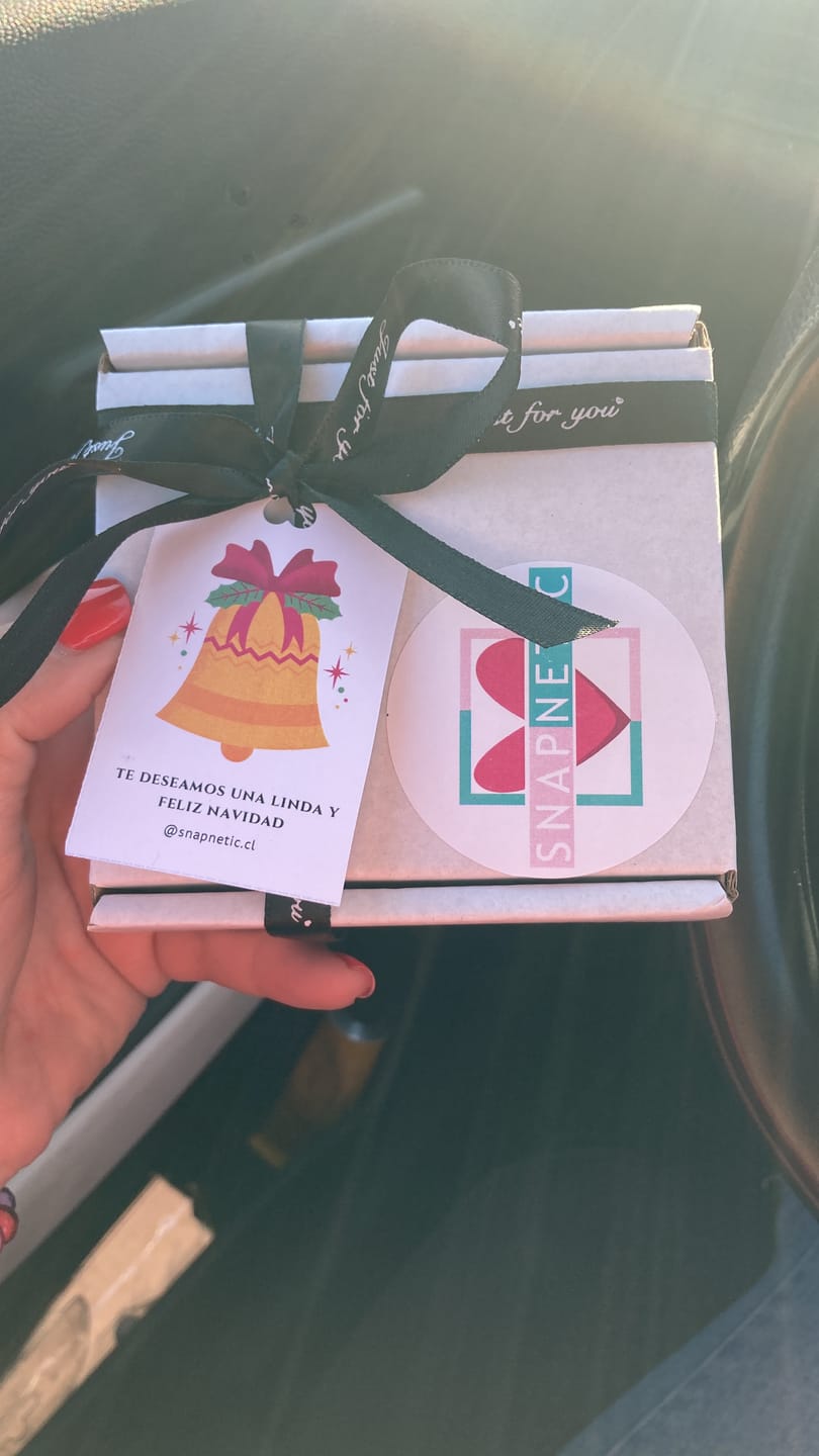 Customer photo review of Pack 6 Imanes personalizados