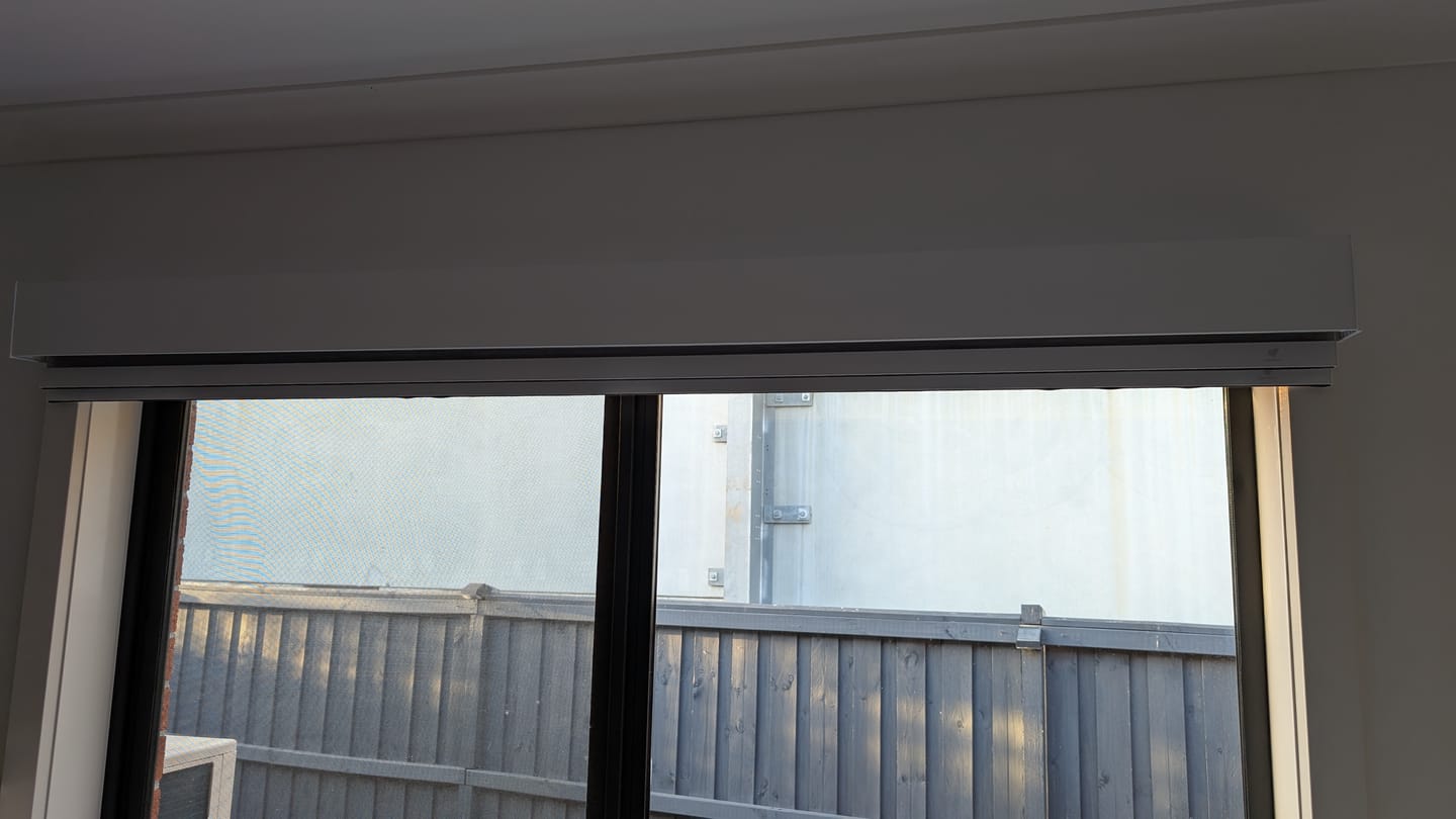 Customer photo review of SmartWings Motorized Dual Shade Harmony Duo Plus