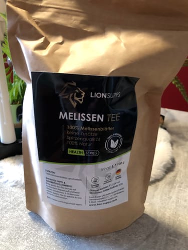 Customer photo review of Melissen Tee