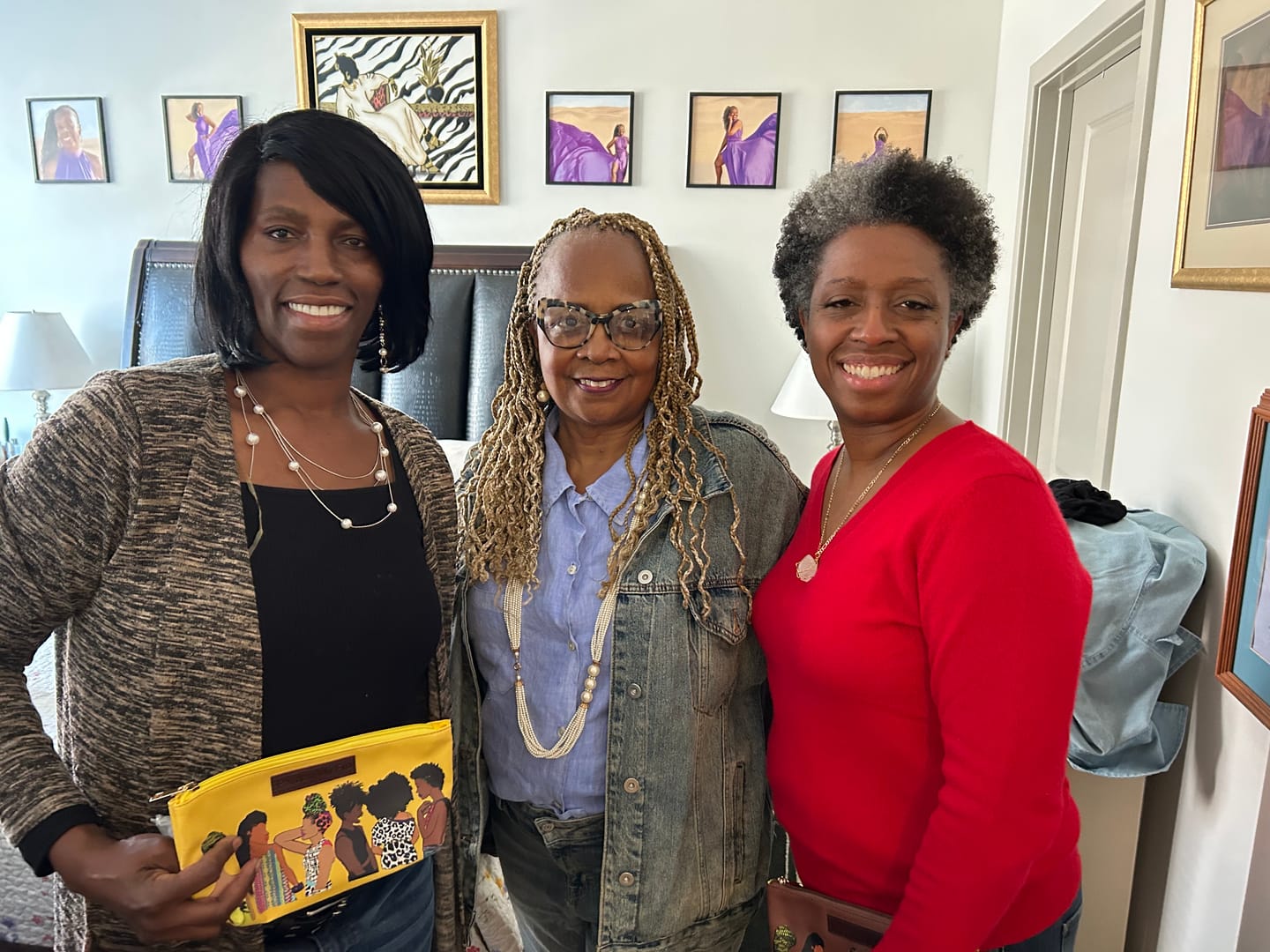 Customer photo review of Squad Espresso Brown Cosmetic Bag