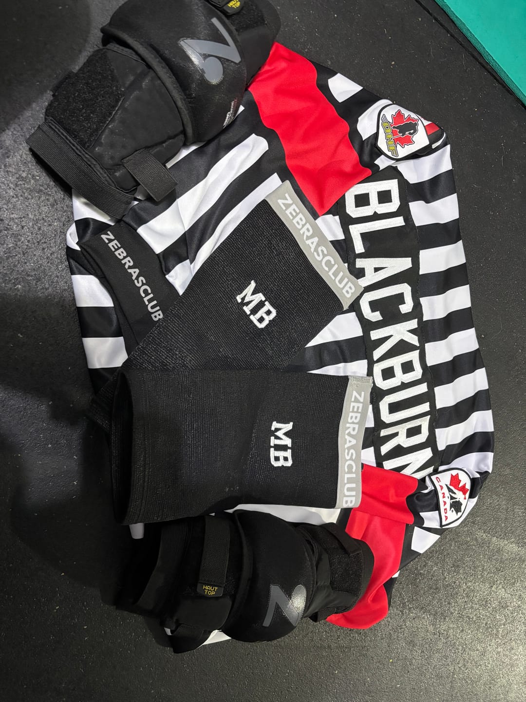 Customer photo review of ZEP-PRO HOCKEY REFEREE SLEEVE ELBOW PADS - BLACK EDITION 2024