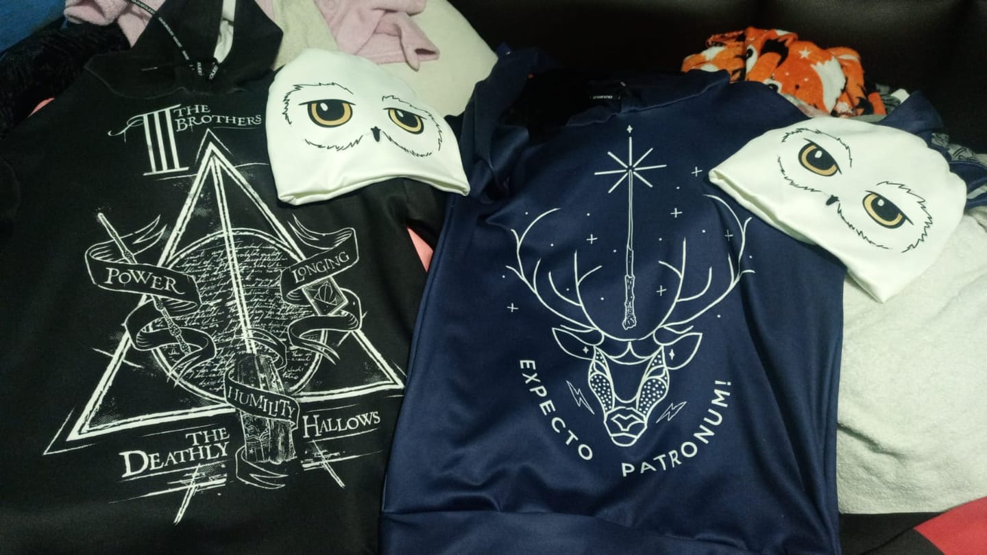 Customer photo review of Sudadera Reliquias De Muerte Oficial