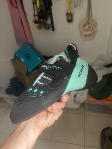 Customer photo review of Women's Instinct VS