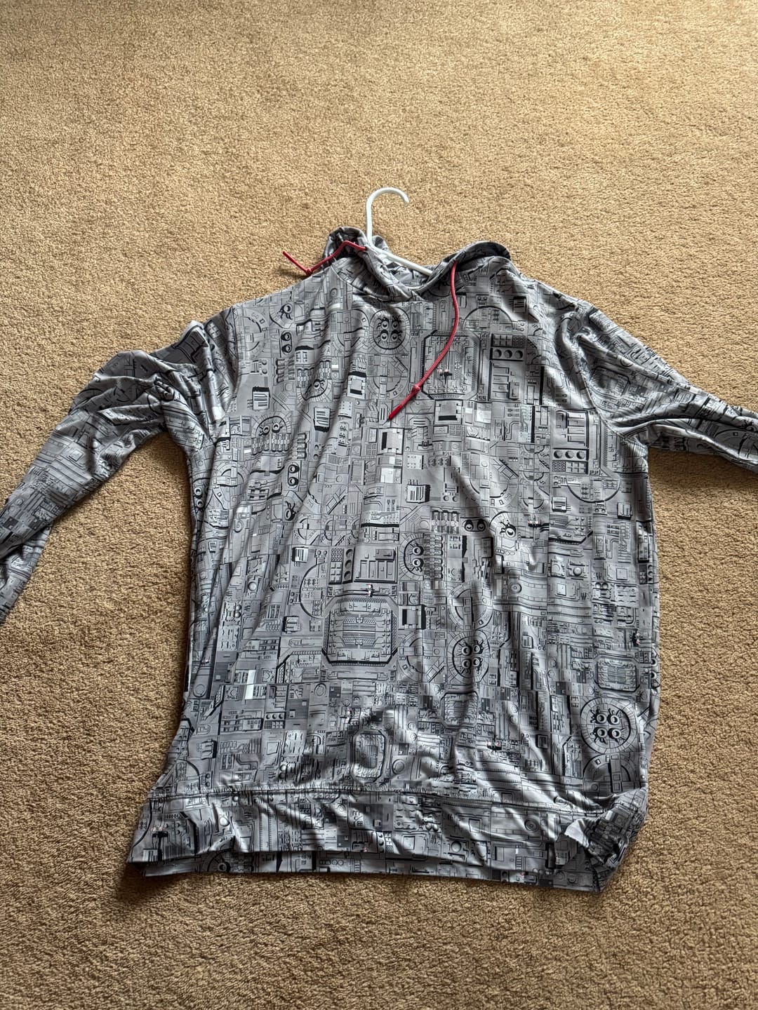 Customer photo review of Star Wars™ "That's No Moon" – Performance Hoodie