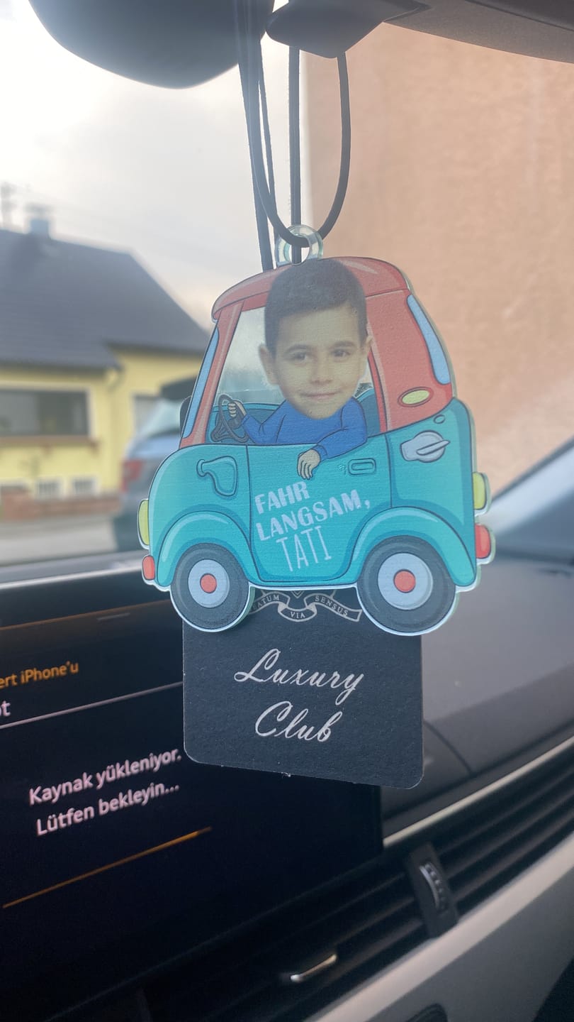 Customer photo review of Fahr langsam - Personalisierter Anhänger