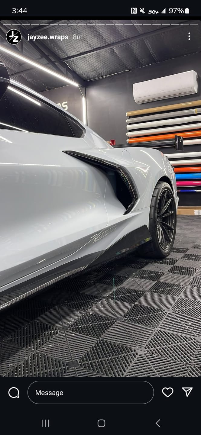 Customer photo review of Chevrolet Corvette C8 5VM Side Skirts