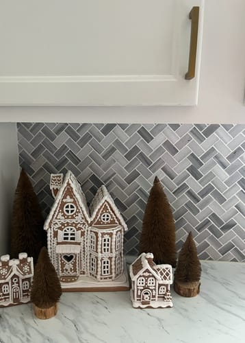 Customer photo review of Lighted Gingerbread House No. 4