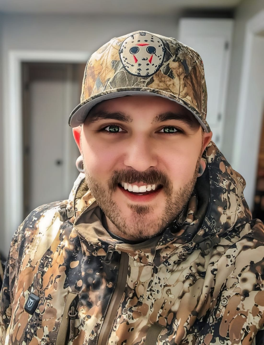 Customer photo review of TIDEWE Men’s Heated Duck Hunting Jacket with Fleece Lining, Waterproof 1/2 Zip Jacket for Hunting (Veil Avayde Camo, Size S-XXXL)