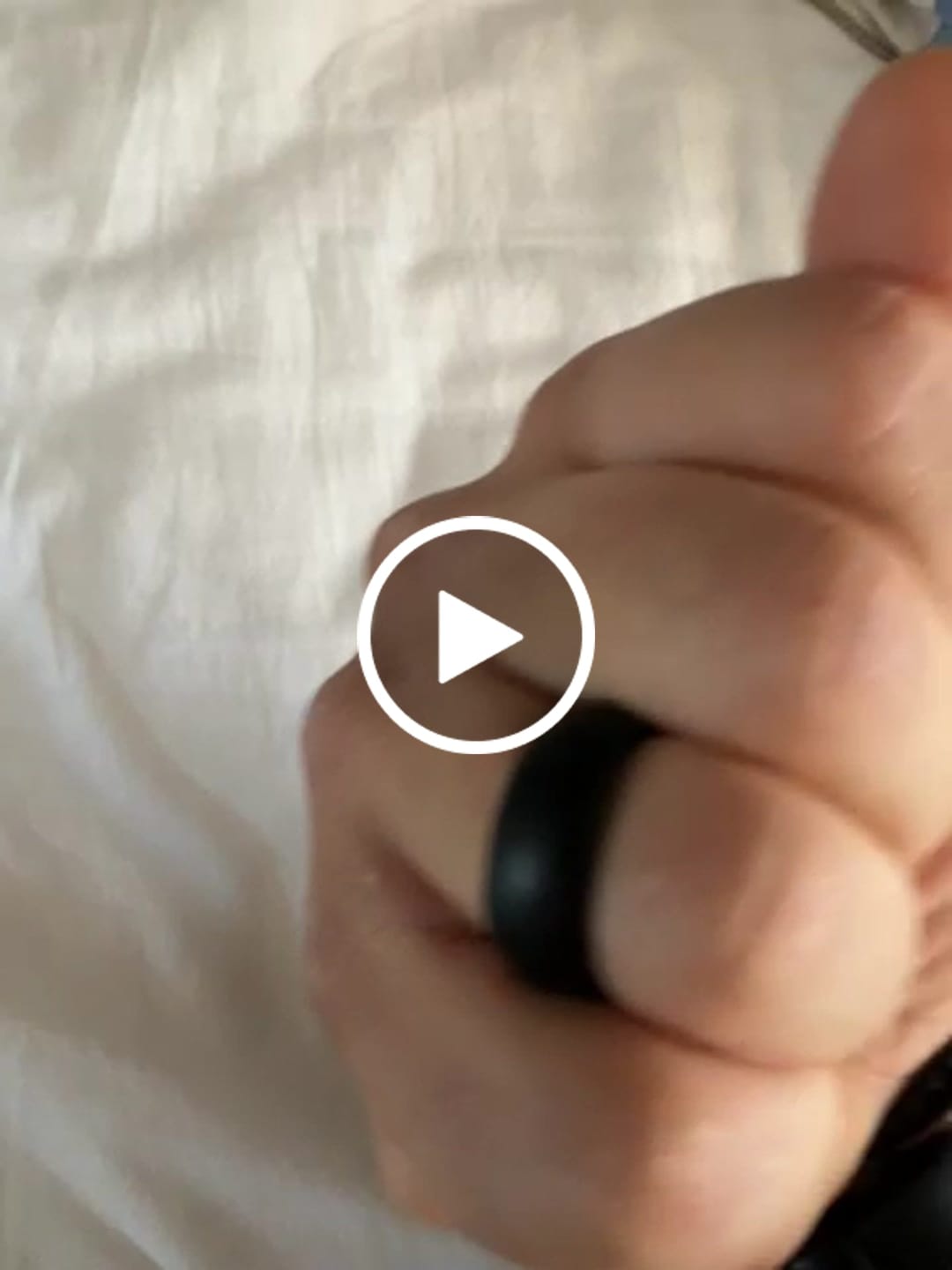 Customer video review of botthms Black Active Silicone Ring