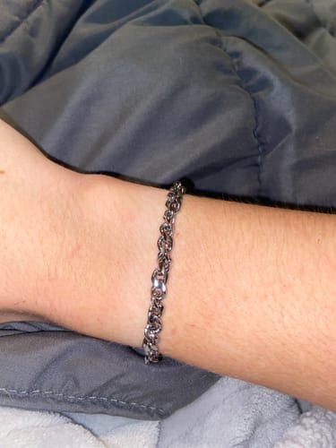Customer photo review of (FREE W/ $30+ ORDER) Silver Cuban Bracelet