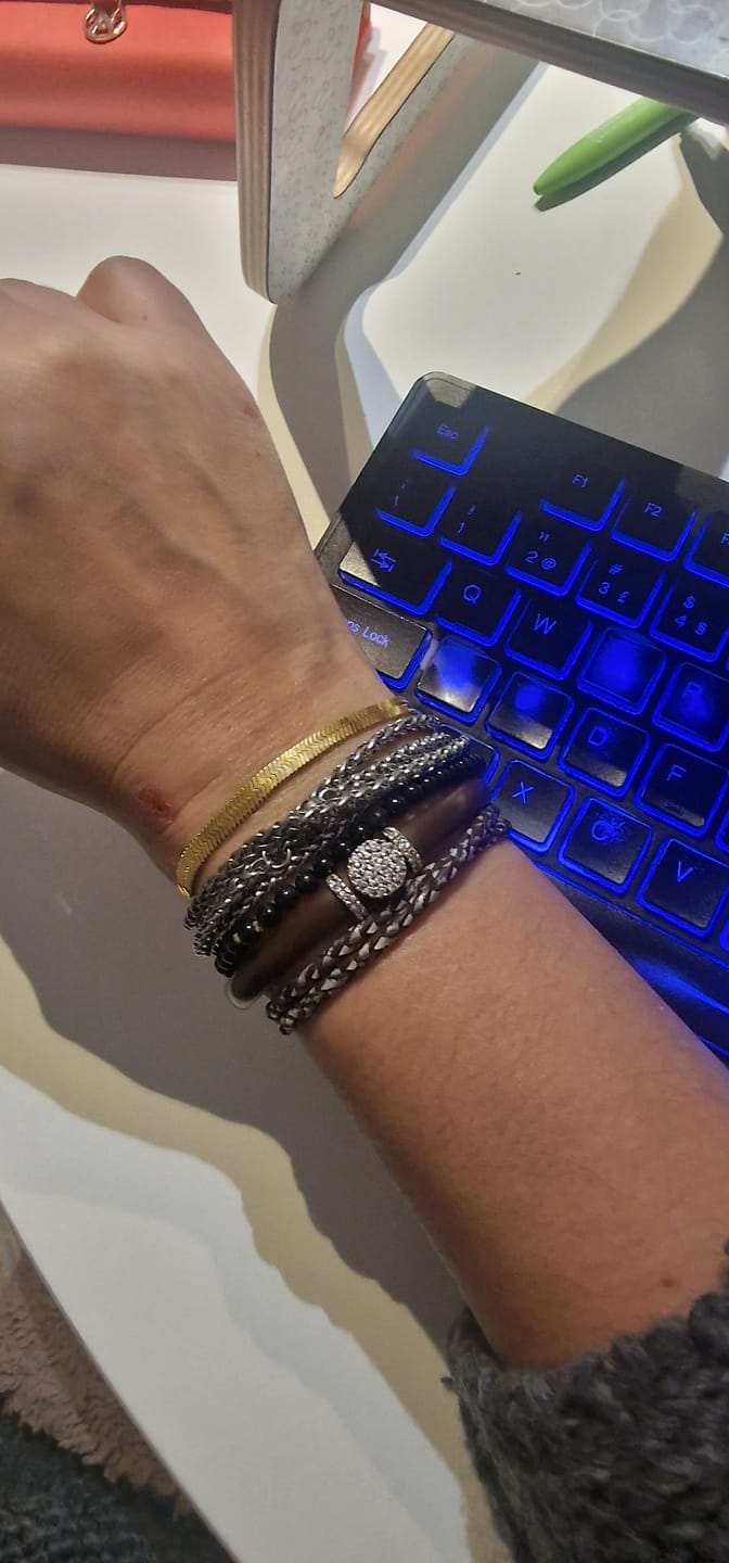 Customer photo review of Pulsera Cleopatra 4MM