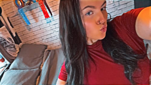 Customer photo review of The Loose Wave HD Fibre 24" Lace U Part Wig