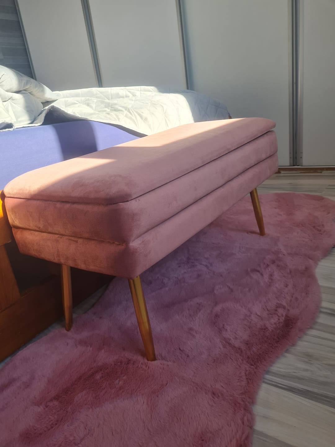 Customer photo review of Bancheta VELVA, stofa catifelata roz, 78x35x40 cm