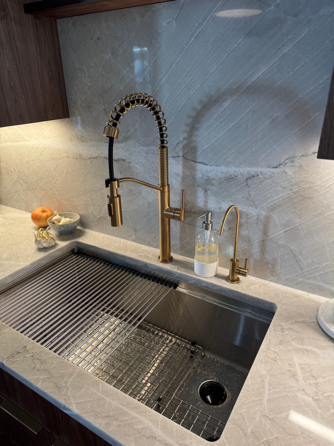 Customer photo review of 33" Undermount Workstation Sink – 16 Gauge Stainless Steel Single Bowl – Offset Drain Right – Seamless Drain (5LS33R)