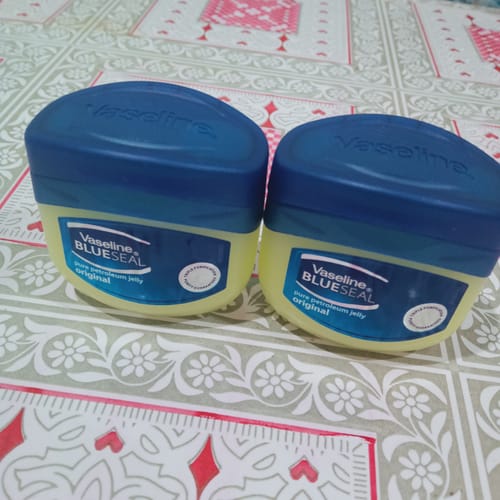 Customer photo review of Vaseline Original Pure Petroleum Jelly 50ml