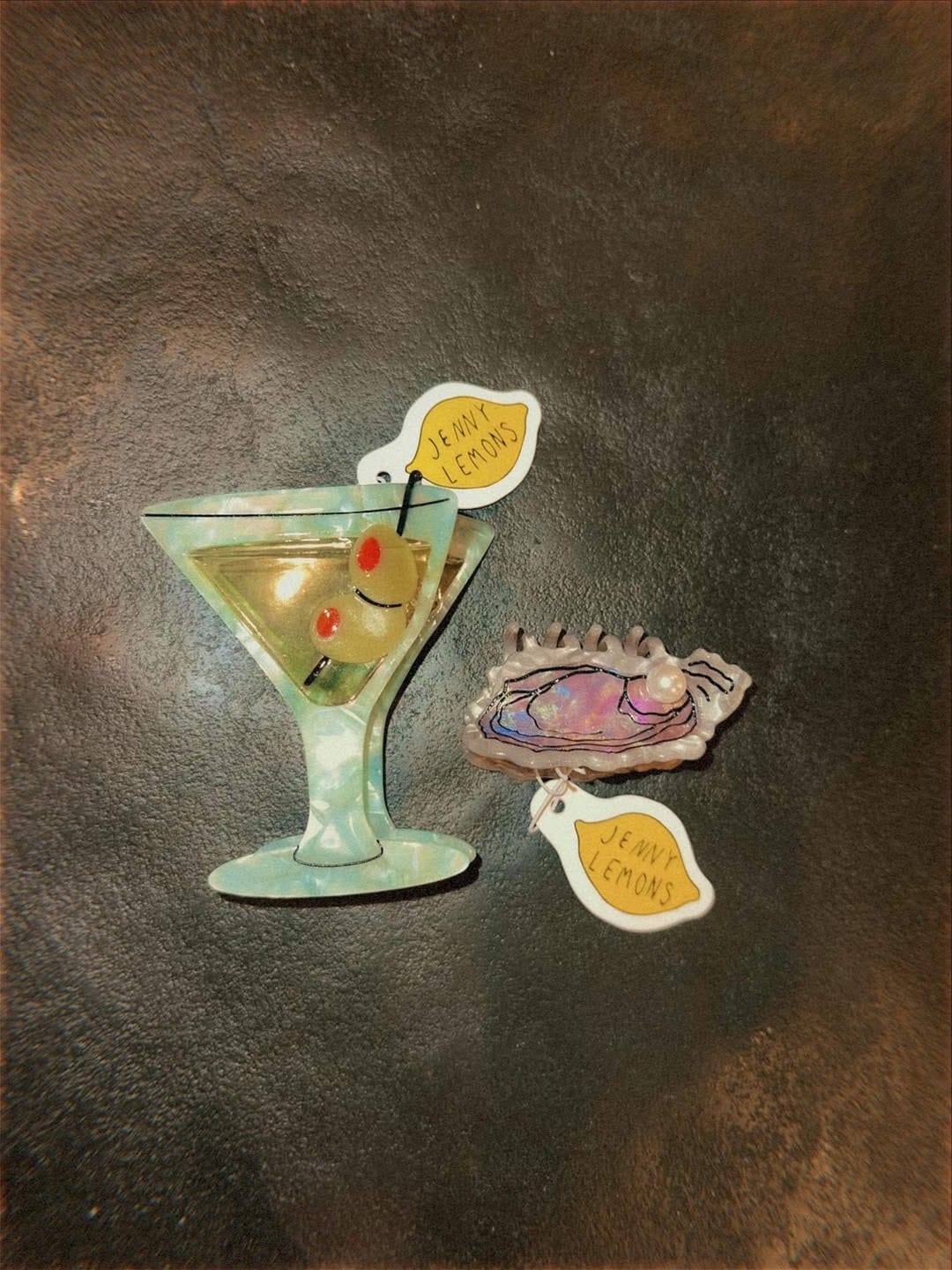Customer photo review of Large Martini Hair Claw Clip