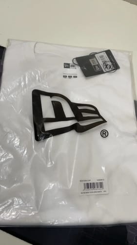 Customer photo review of Basic Cool Era White Short Sleeve T-Shirt