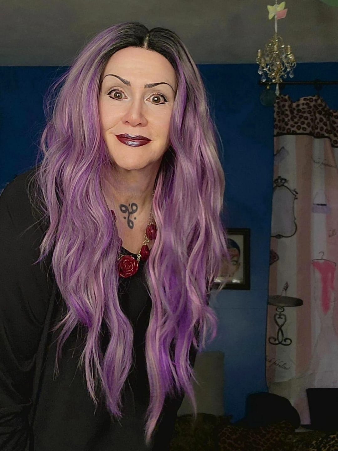 Customer photo review of Outre Every Wear HD Lace Front Wig - EVERY 38