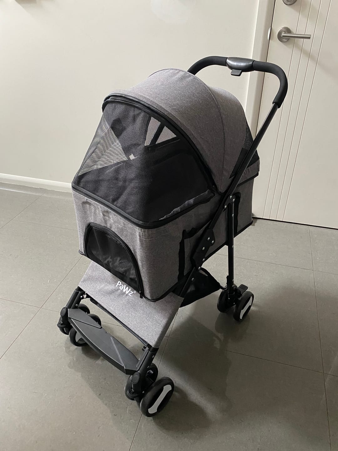 Customer photo review of PaWz Large Dog Stroller Cruiser