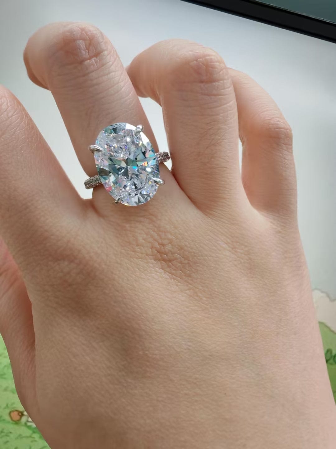 Customer photo review of S925 8.0 Carat Oval Cut Exclusive Simulated Diamond Engagement Ring Travel Ring For Women