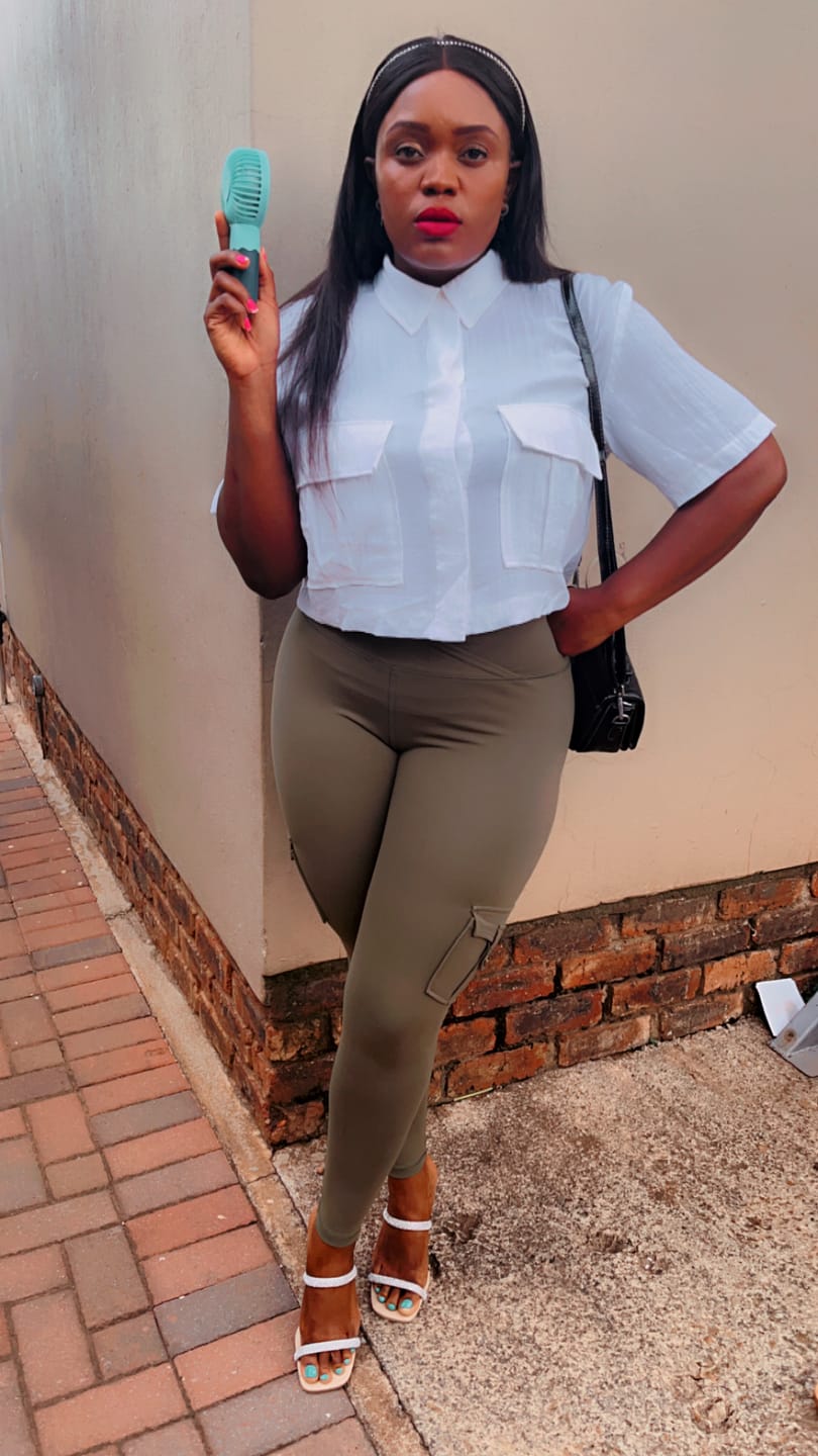 Customer photo review of Shapewear TNG Cargo Leggings - Olive