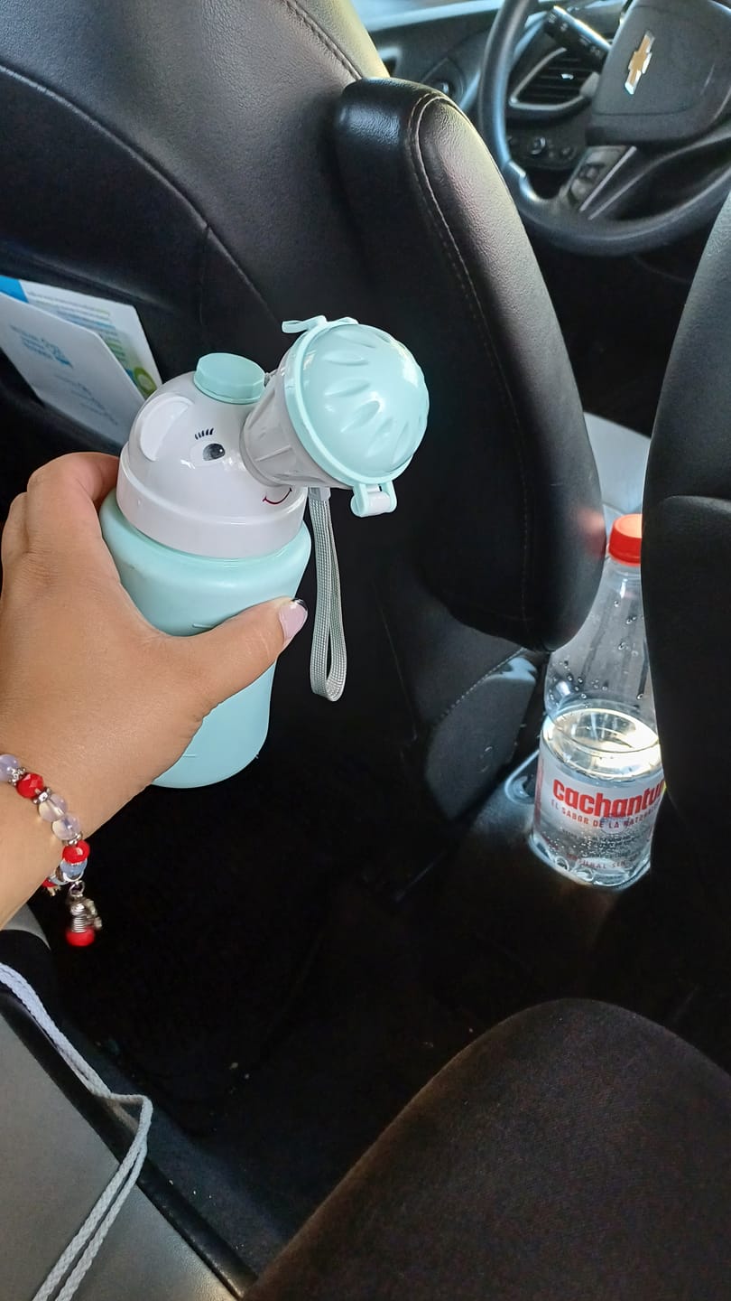 Customer photo review of Pelela Portátil Orinal De Emergencia Para Niños Camping Auto