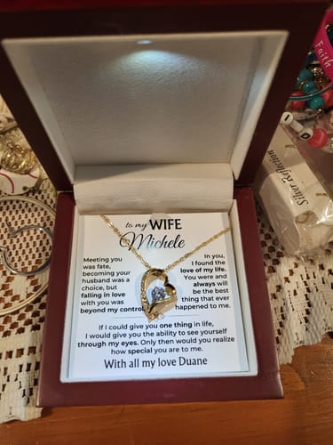 Customer photo review of To My Wife - Forever Love Necklace Gift Set - SS568