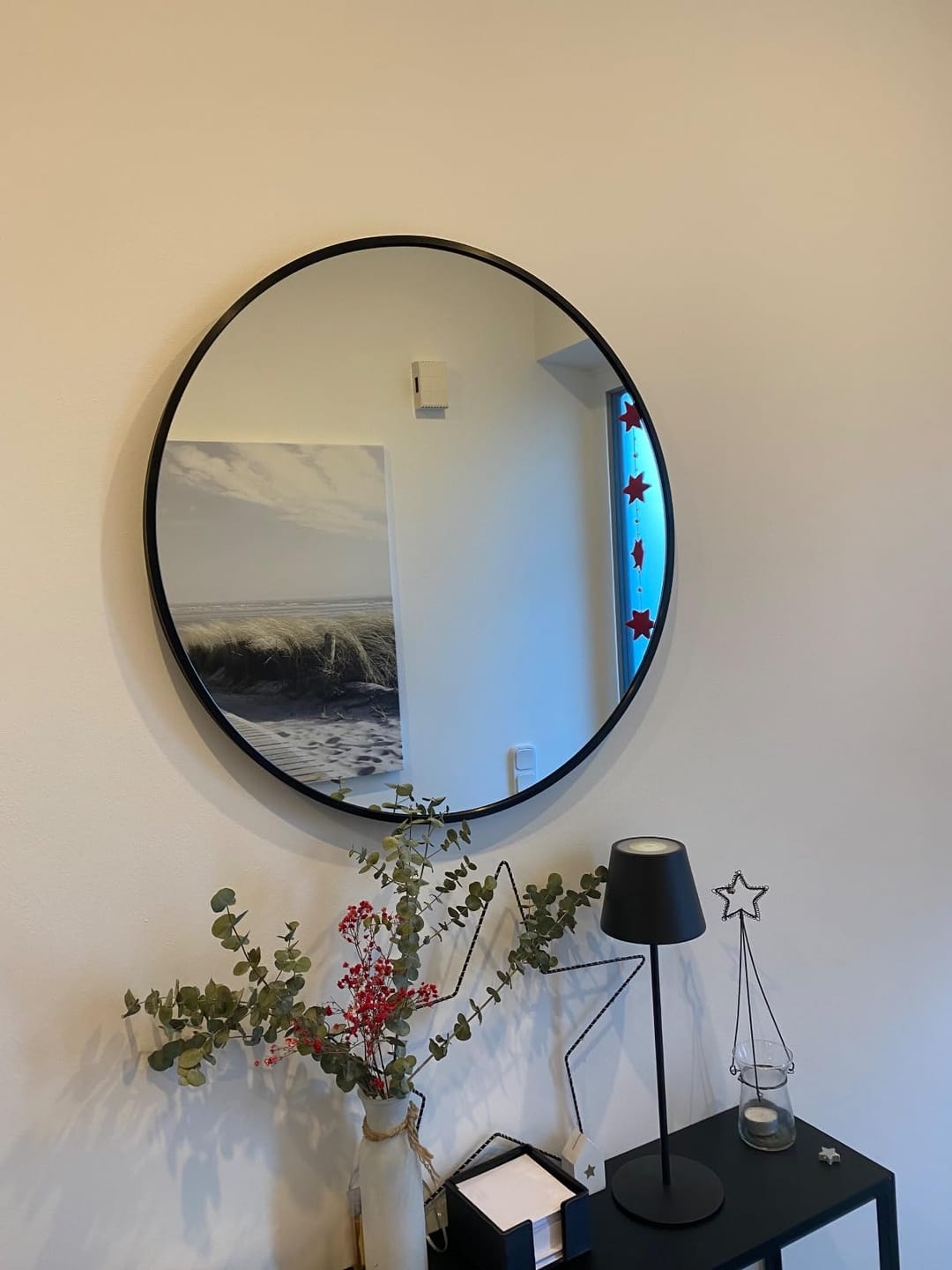 Customer photo review of Runder Spiegel mit Metallrahmen - Elegantes Design für Bad und moderne Wohnräume