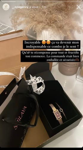 Customer photo review of LA VELVET MONTRE DORÉ AVEC CHIFFRES ARABES