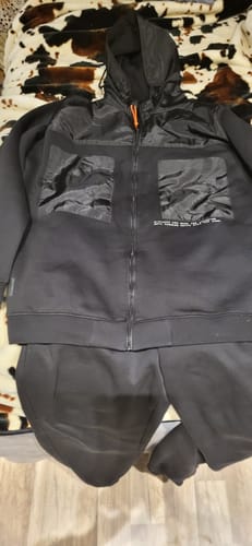 Customer photo review of never stay the same طقم رياضي رجالي