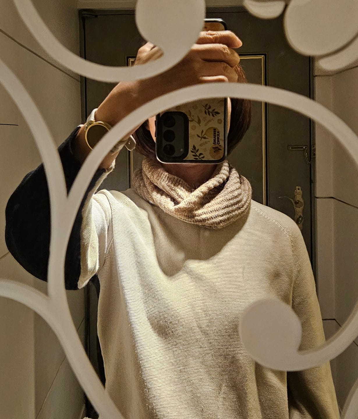 Customer photo review of Apricity Mohair Merino neck warmer 脖圍 （摩卡）