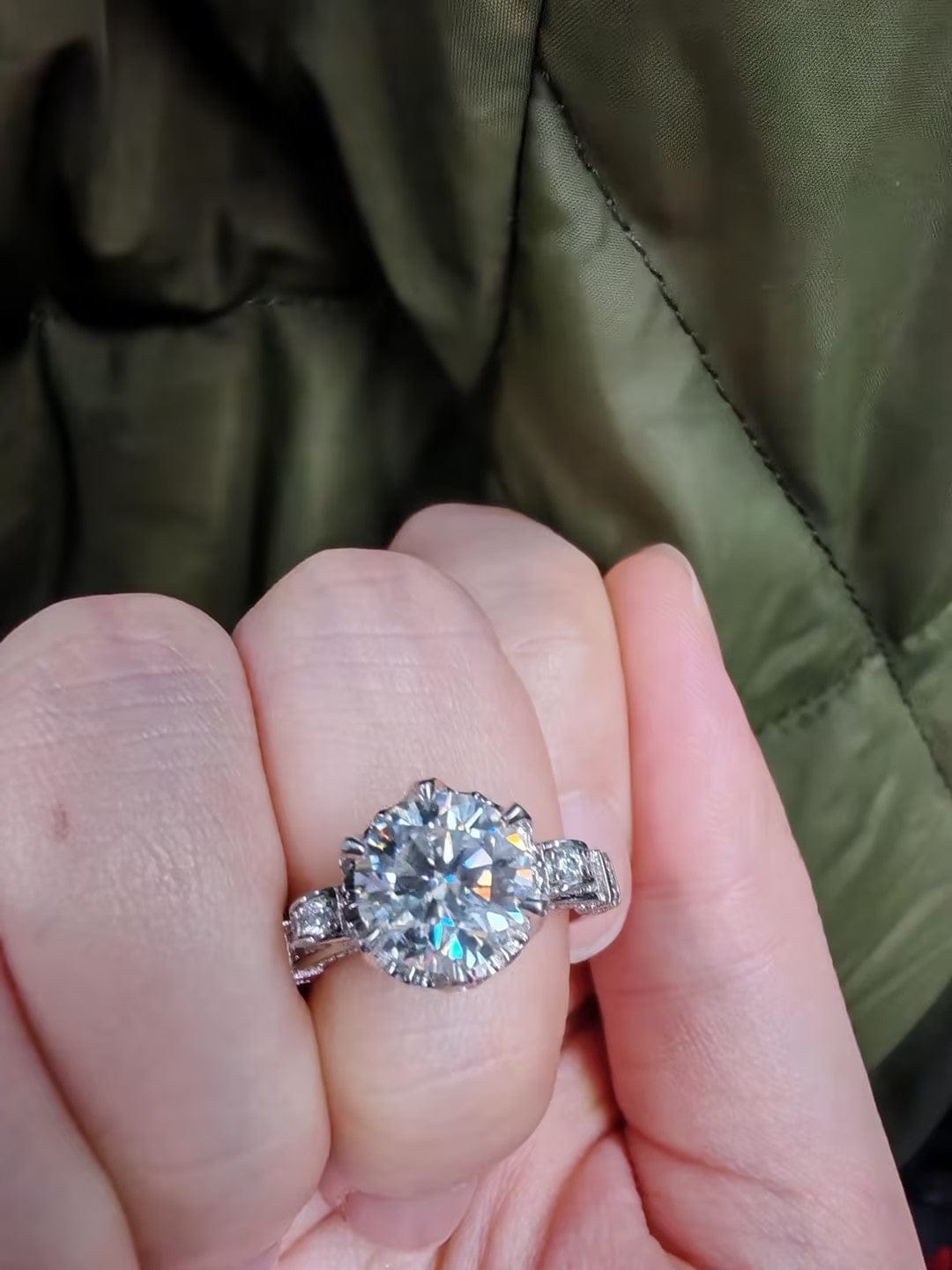 Customer photo review of S925 Moissanite 1.0~2.0 Carat Engagement Ring Promise Ring For Women