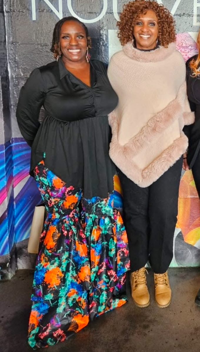 Customer photo review of Kimi Women's African Print Bell Bottom Pants