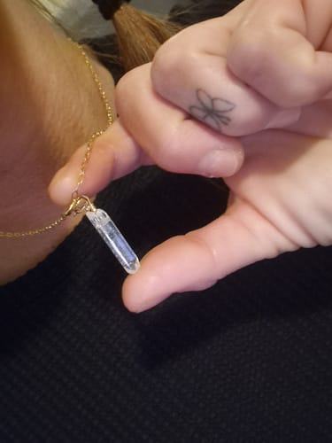 Customer photo review of Roher Labradorit Ayla Halskette