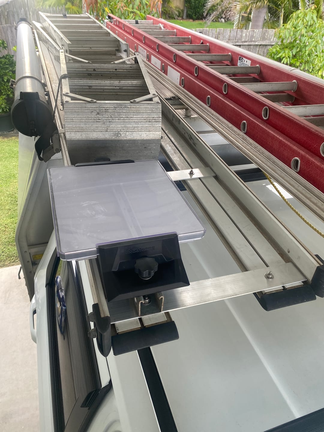 Customer photo review of Starlink Mini Roof Rack Mount