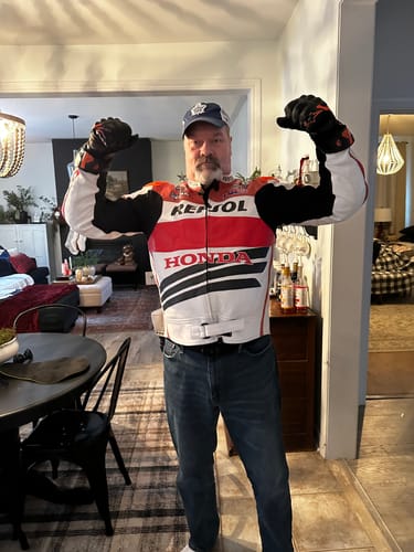 Customer photo review of Honda repsol motorycle jacket with armor protection