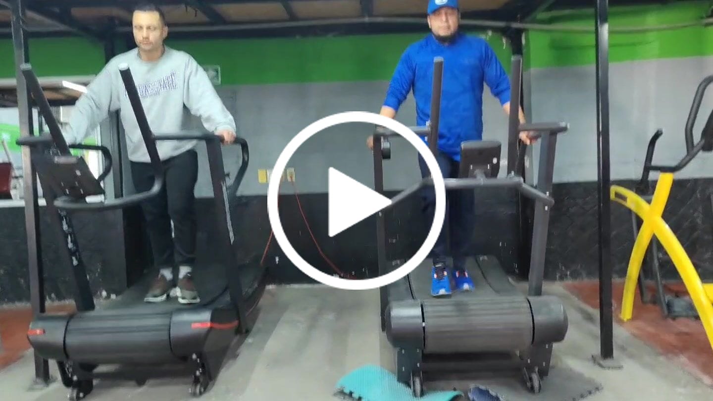 Customer video review of Caminadora Curva - Air Runner IRONSIDE
