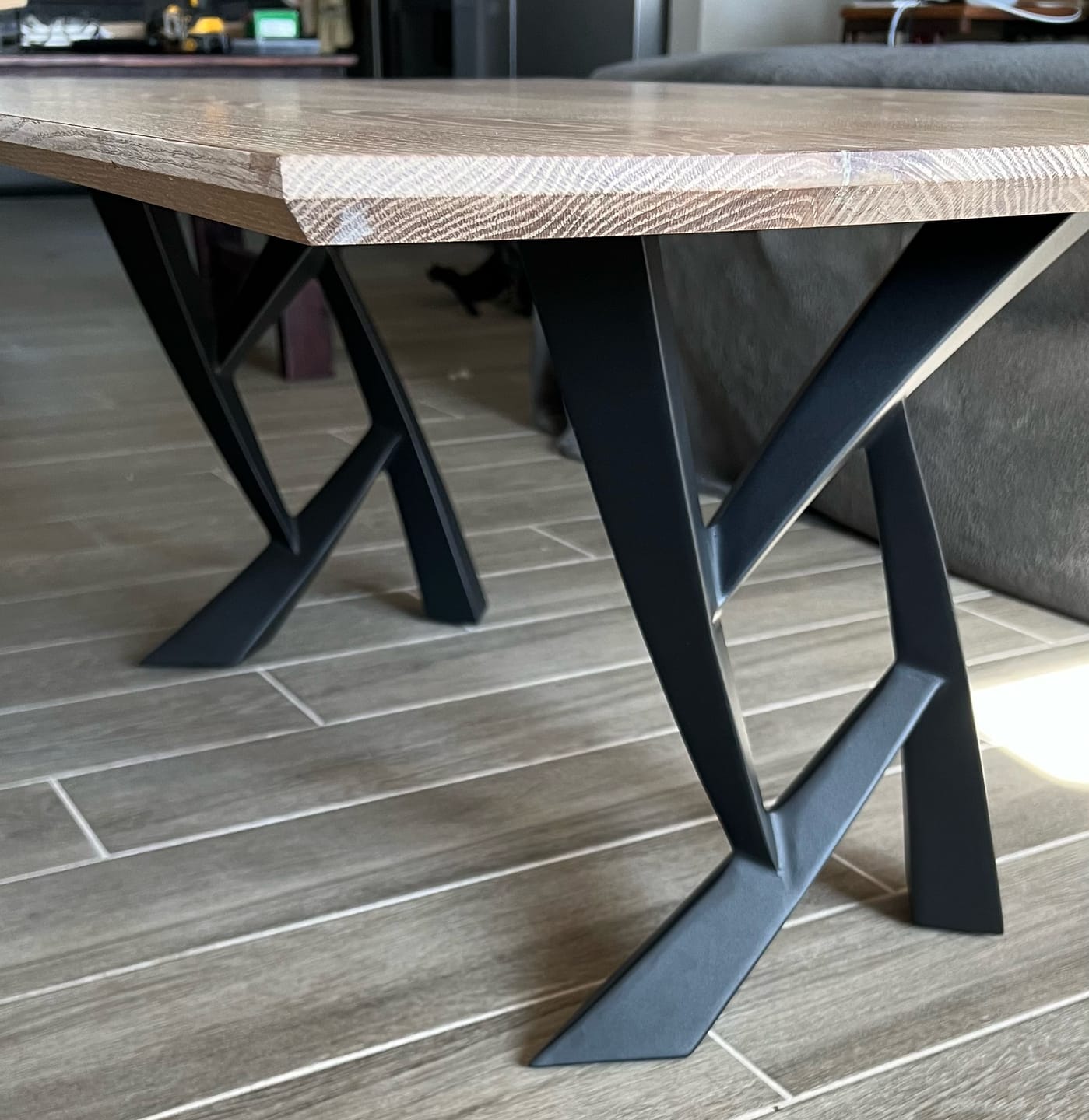 Customer photo review of Bench Legs 107 Draco 16H Metal DIY Furniture