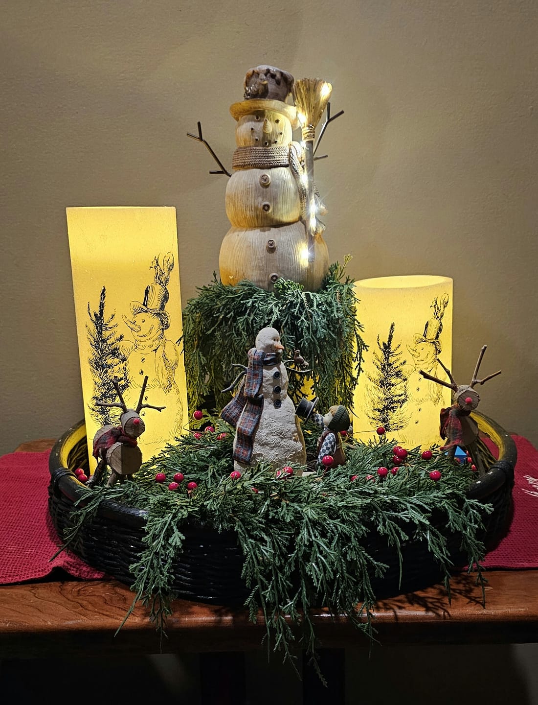 Customer photo review of Draping Juniper Candle Ring | Large