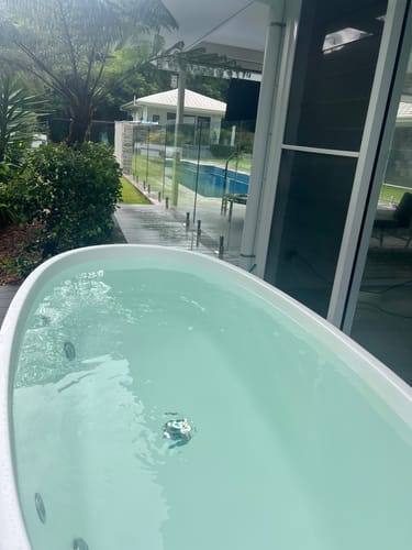 Customer photo review of Nordhaus Ice Bath - WIFI - Matte White - Oval